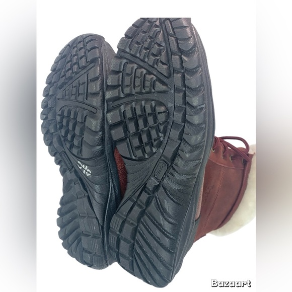 BearPaw boys burgundy and Black Winter Boots sz 6 - Picture 9 of 10